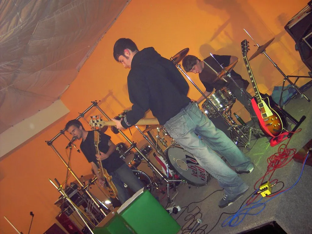 Ešte Nie - Koncert 80stke 3.jpg